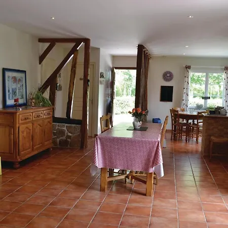 De La Lombardie Дом отдыха *